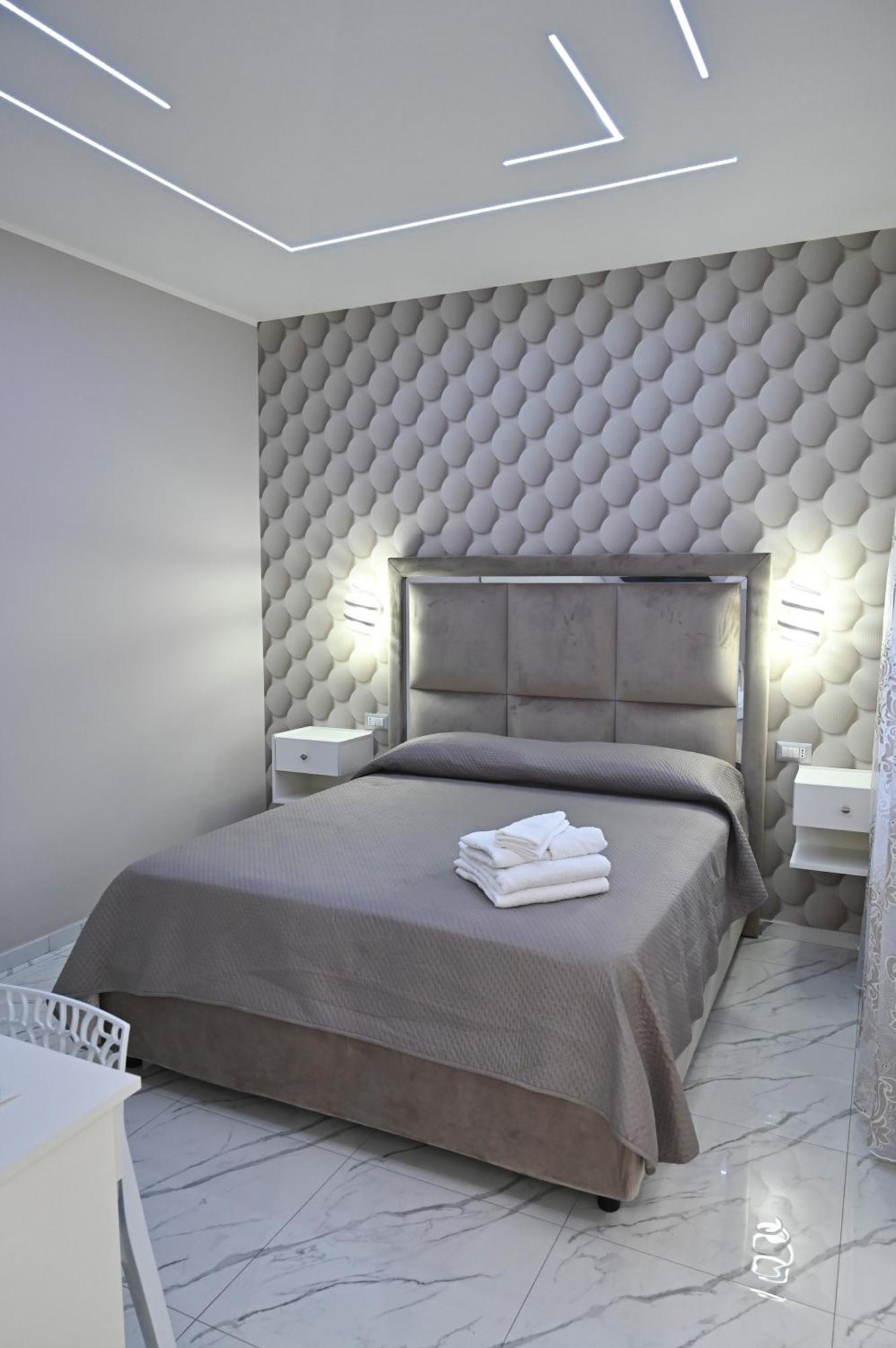 Bed and Breakfast Bebsantaniellohouse1 Neapol Zewnętrze zdjęcie
