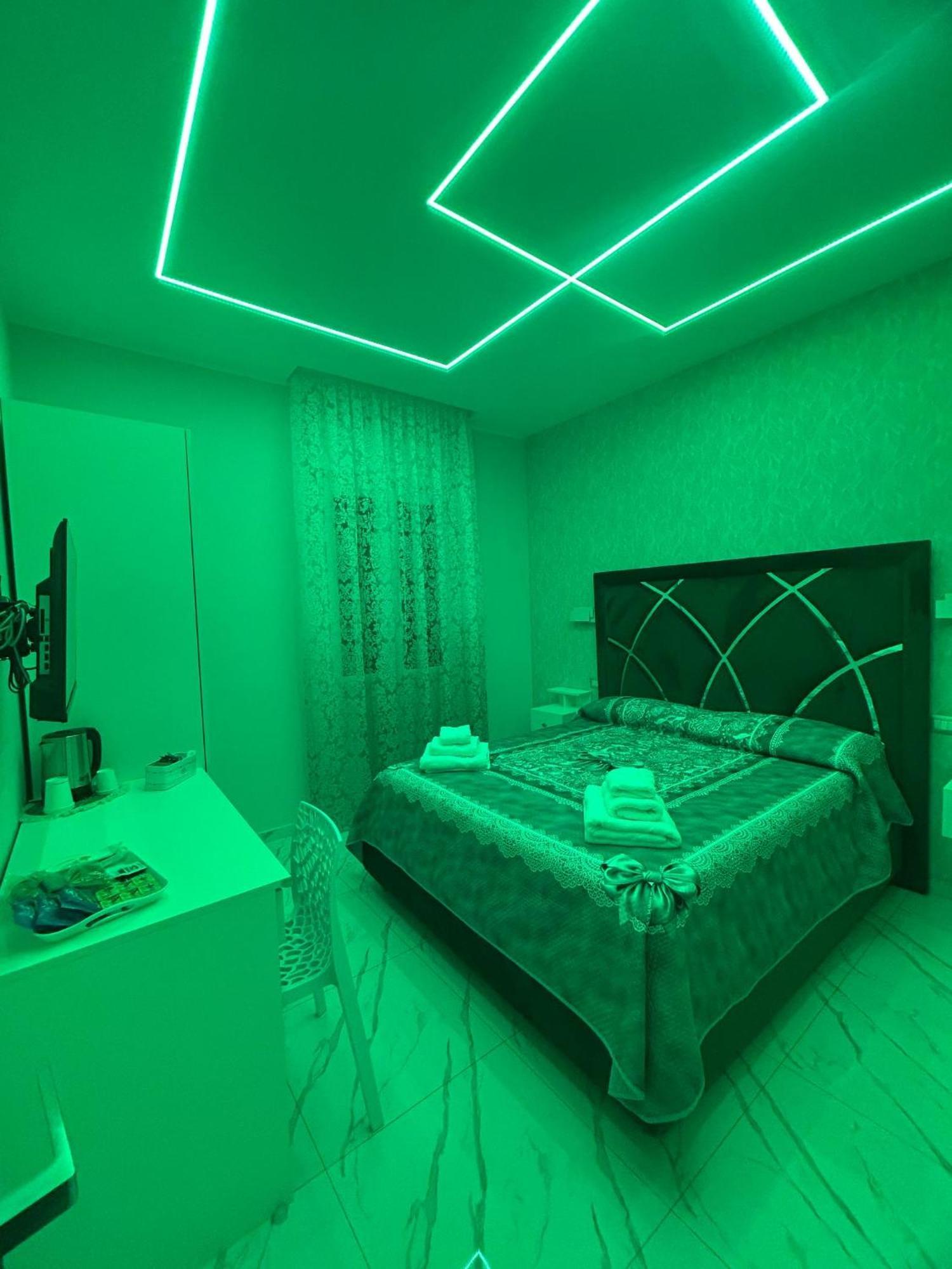 Bed and Breakfast Bebsantaniellohouse1 Neapol Zewnętrze zdjęcie